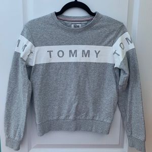 Tommy Hilfiger light sweatshirt